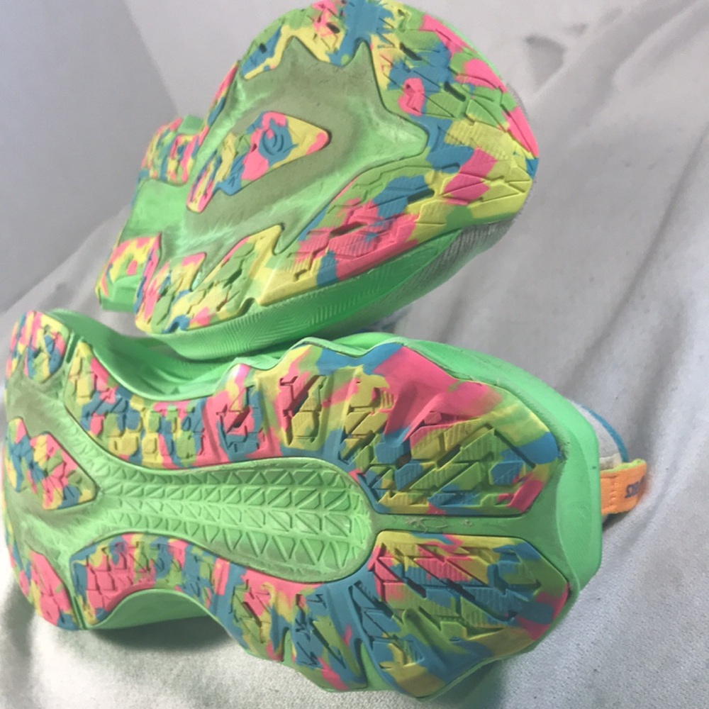 ASICS Novablast 2 Women’s White & Neon Green Running Shoes Size 8 - Picture 7 of 9
